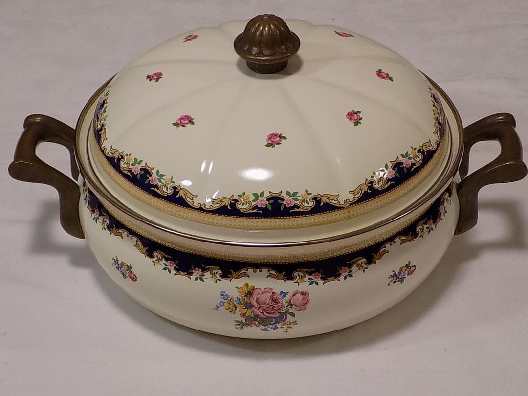 ASTA WEST GERMANY 1970年代のホーロー両手鍋　ほぼ新品