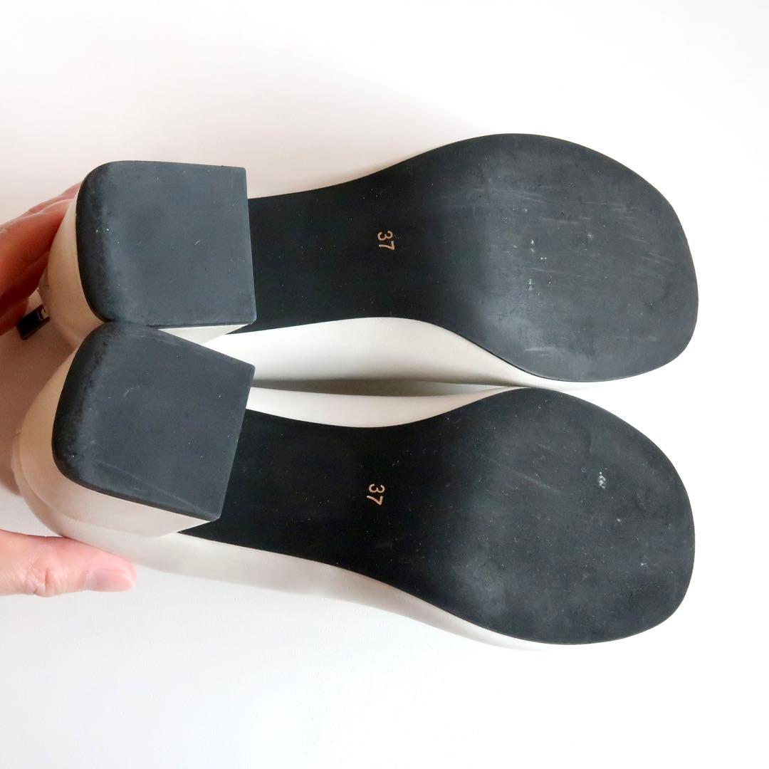 1日だけ使用 GEMMA LINN ラウンドトゥシューティー_GE22023