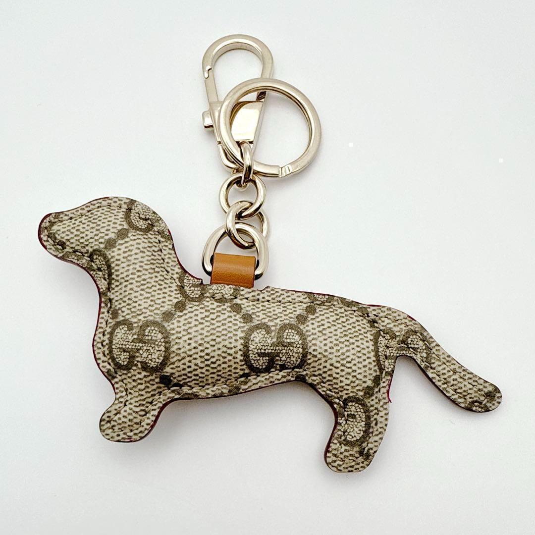 現行✨ GUCCI 犬型 キーホルダー ドッグ シェイプ バッグ チャーム