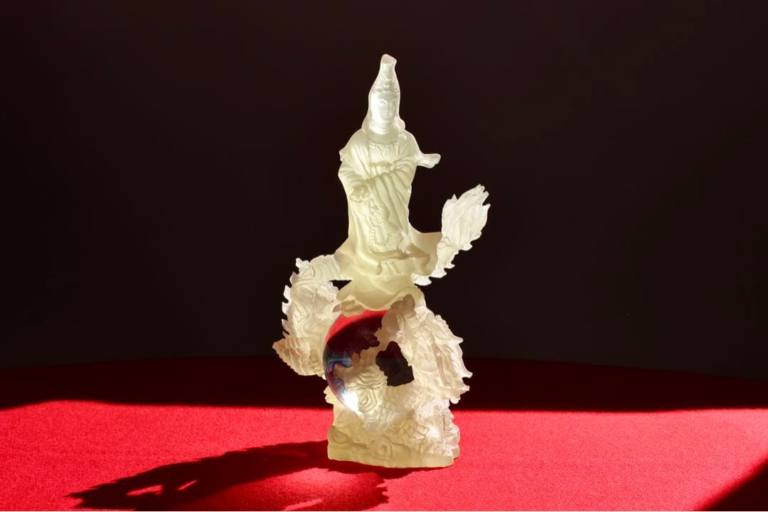 仏教コレクション【龍上観音菩薩　龍神観音　仏像　水晶】