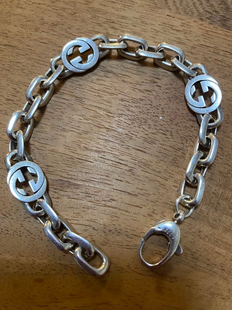 ⭐️ 大人気 GUCCI インターロッキングGスターリングシルバーブレスレット