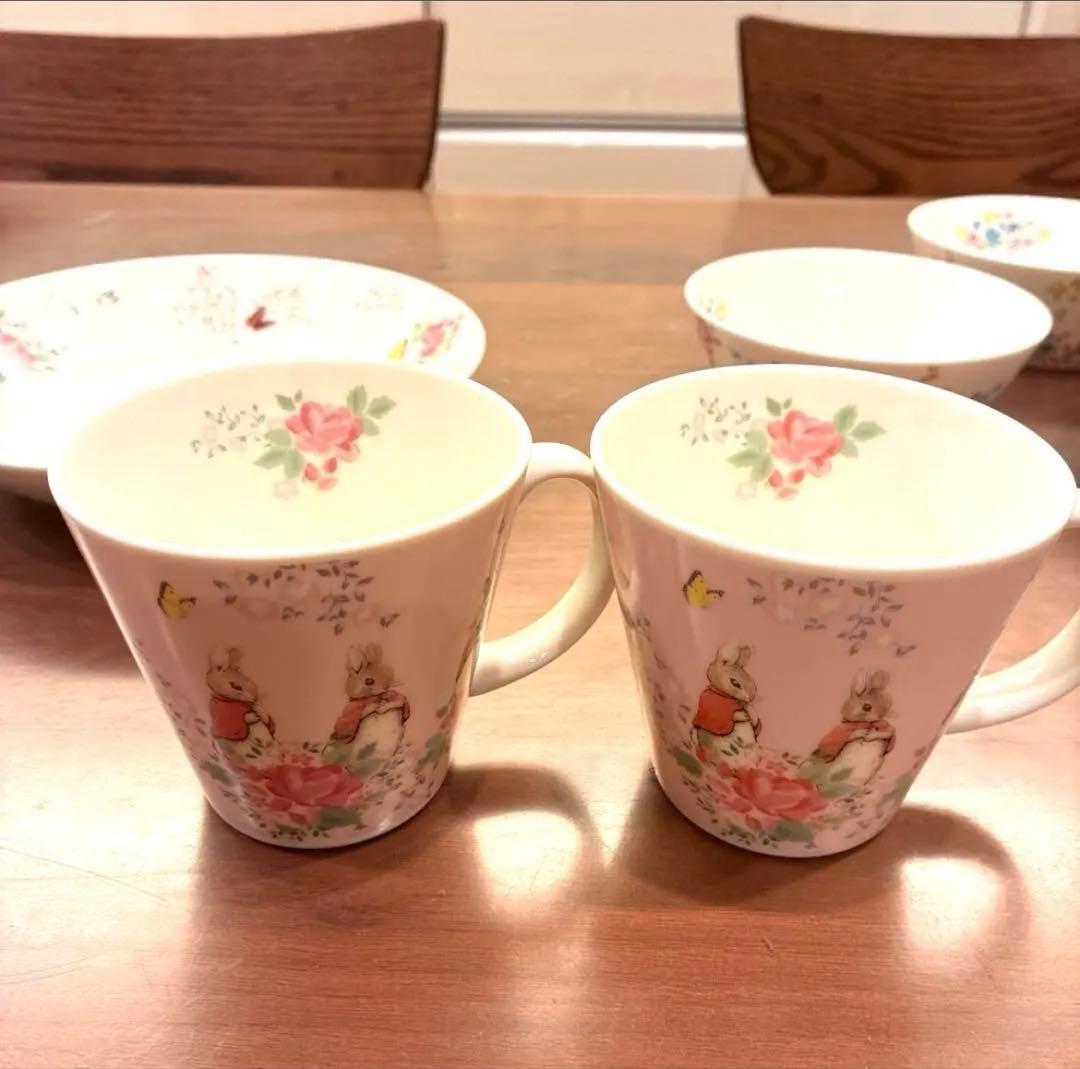 新品　未使用　ピーターラビット　陶器製　カレーパスタ皿　サラダボウル　コップ