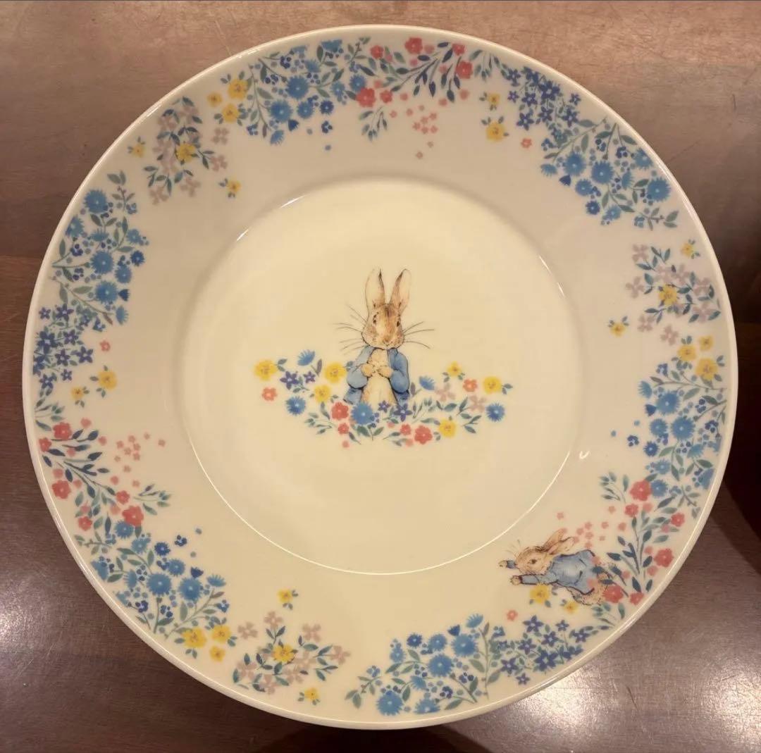 新品　未使用　ピーターラビット　陶器製　カレーパスタ皿　サラダボウル　コップ