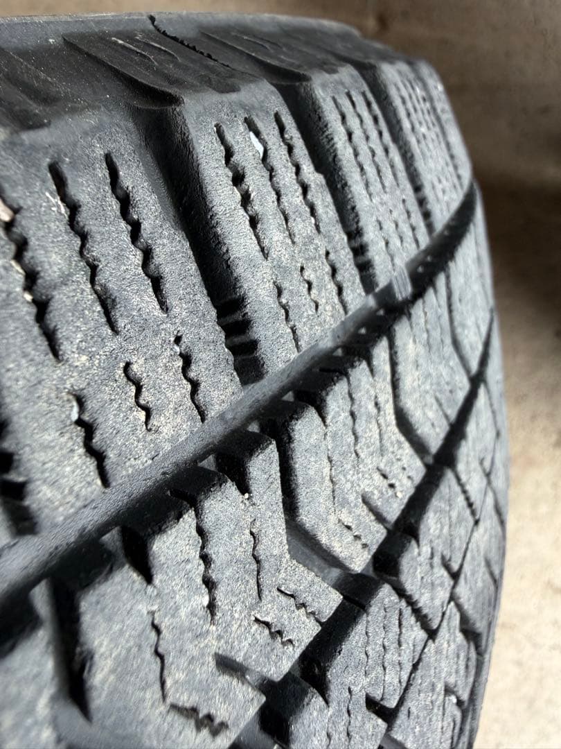 送料無料。ブリヂストンVRX2 165/55R15スタッドレス4本セット