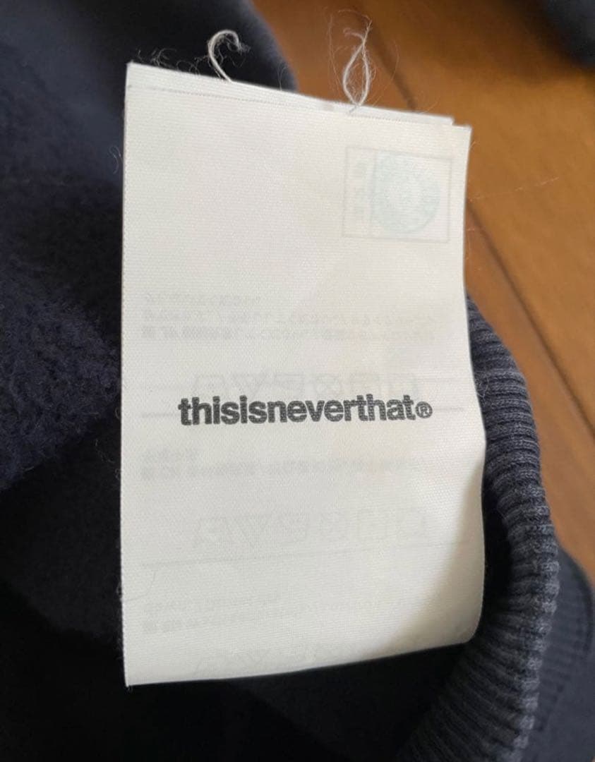 thisisneverthat ネイビー Lサイズ パーカー
