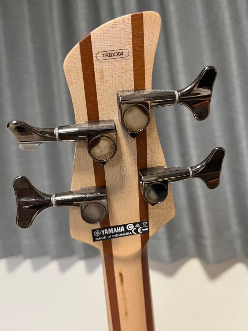 YAMAHA TRBX304 4弦ベース