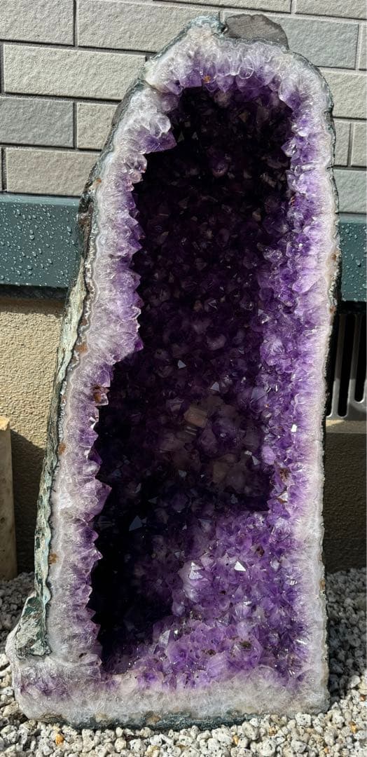 【希少】アメジストドーム　（高さ51㌢幅20㌢約25キロ）