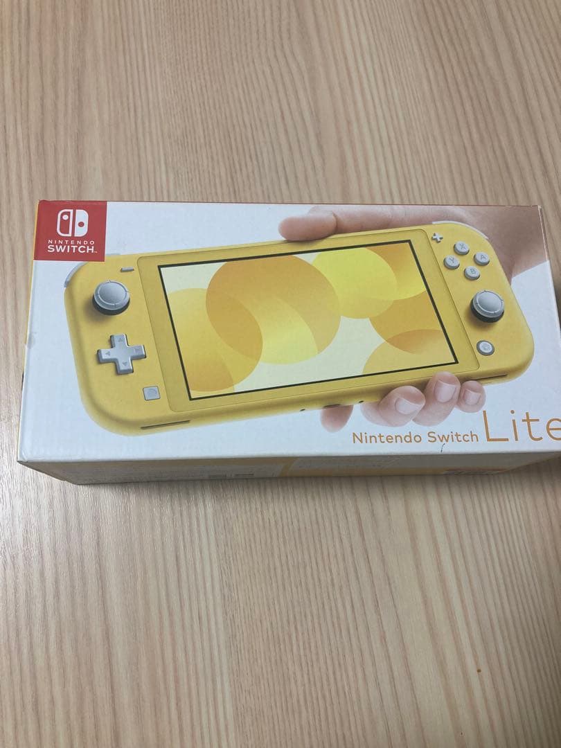 Nintendo Switch Lite イエロー 充電器付き
