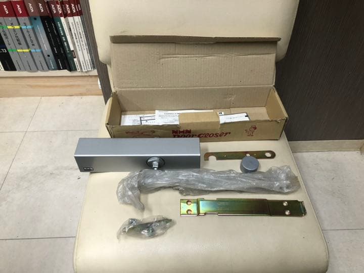 NHN ニッカナ製 ドアクローザー