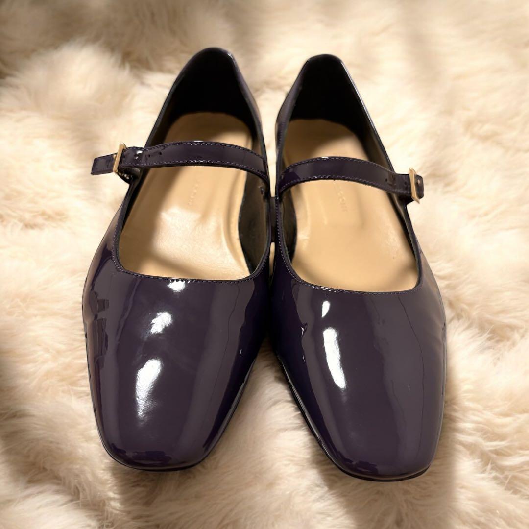 【極美品✨】現行モデルファビオルスコーニ ストラップエナメルパンプス 箱あり