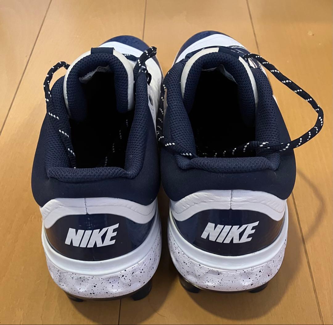 NIKE ポイントスパイク　ホワイト/ネイビー　29cm