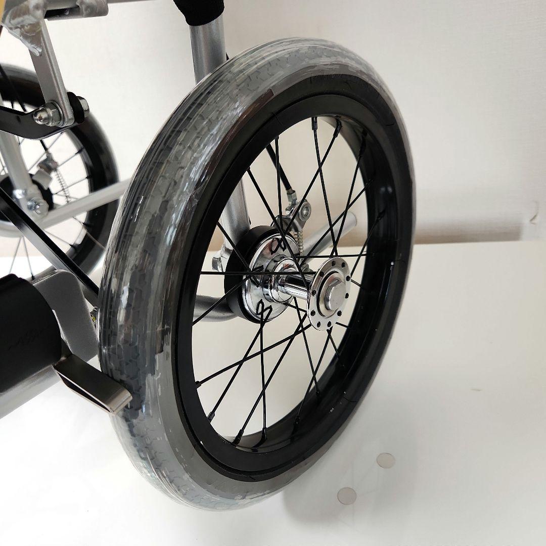 日進医療器　介助用　超軽量　ULTRA　ノーパンクタイヤ　車椅子　NAH-U1