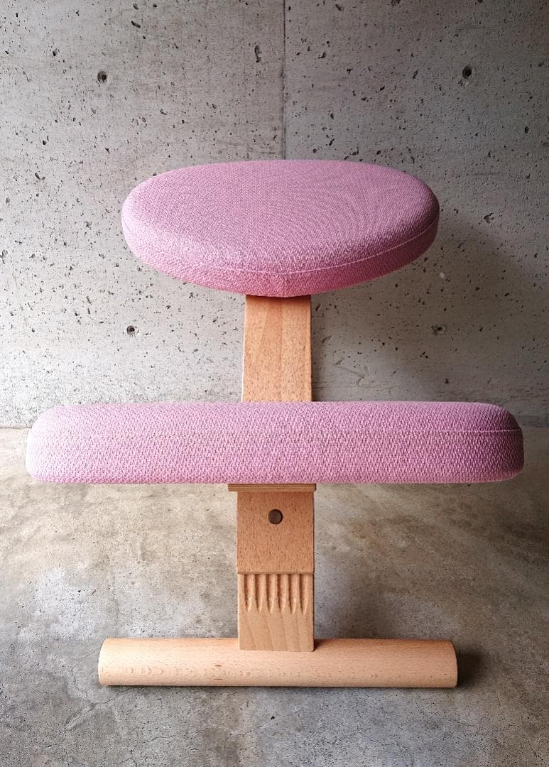【美品】サカモトハウス バランスチェアイージー　ピンク