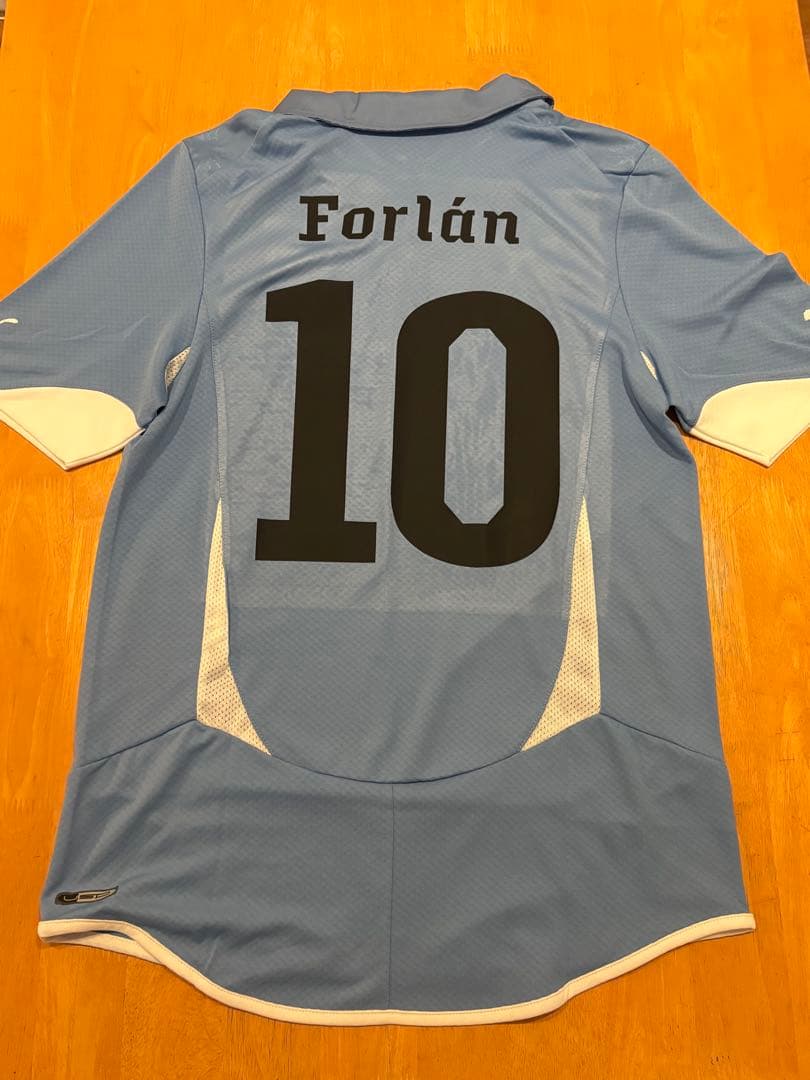 超希少 正規品 新品 ウルグアイ代表 10/11 フォルラン M