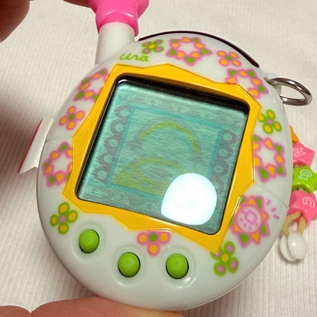 開封したのみの美品 ウラじんせーエンジョイ たまごっちプラス ウラふらわー