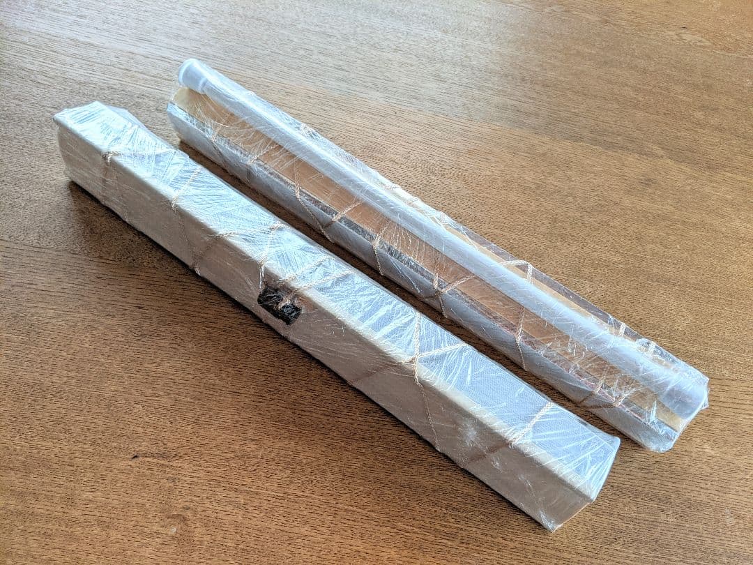 遮光・遮熱ハニカム構造の小窓用シェード