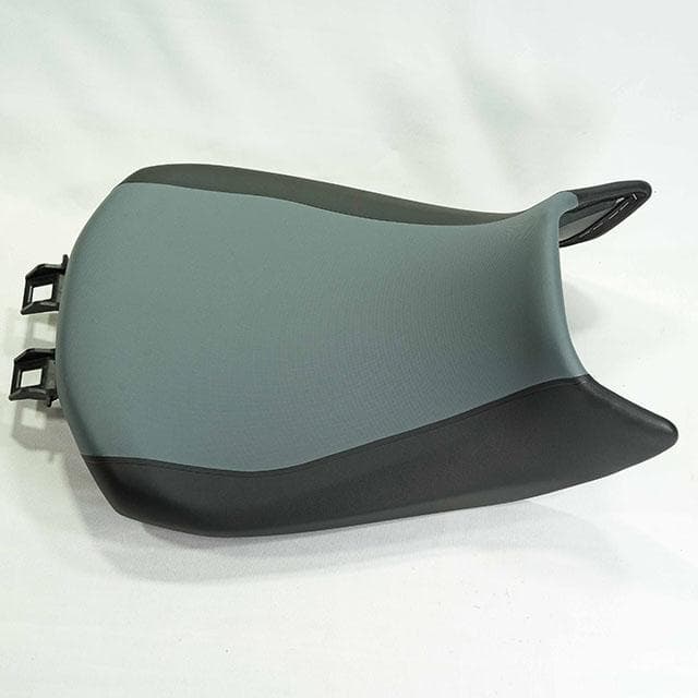  R1300GS 純正ローフロントシート