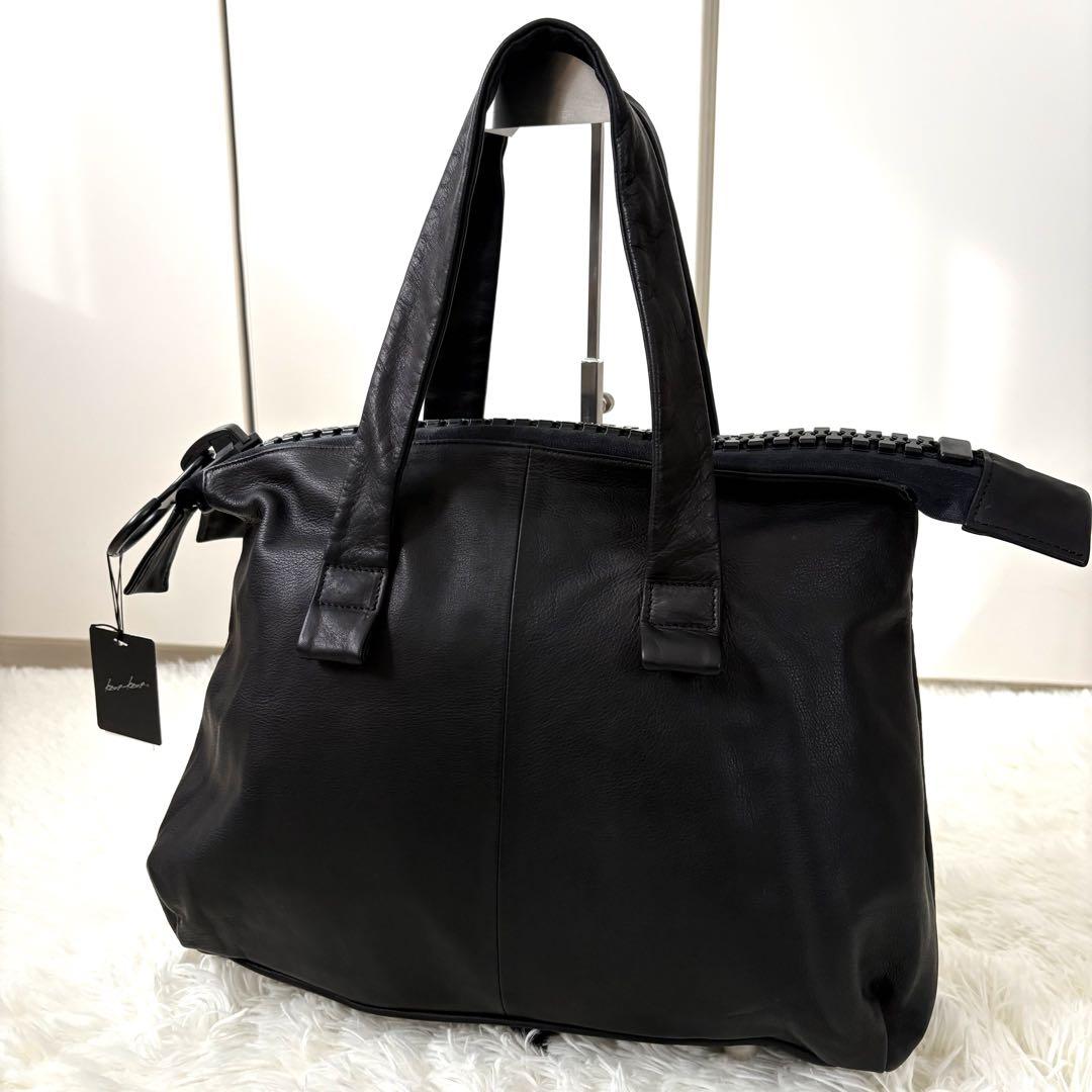 新品タグ付き☆kawa-kawa☆カワカワ　25bis レザー　ビッグファスナー