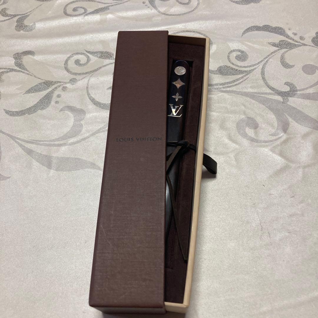 美品　ルイヴィトン　Louis Vuitton　ノベルティ　レターオープナー