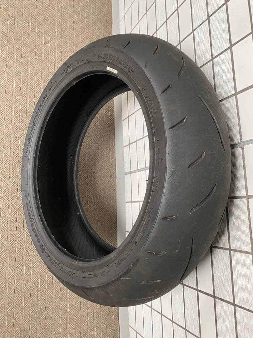向井様　DUNLOP Roadsport2 タイヤ 190/55ZR17 中古八