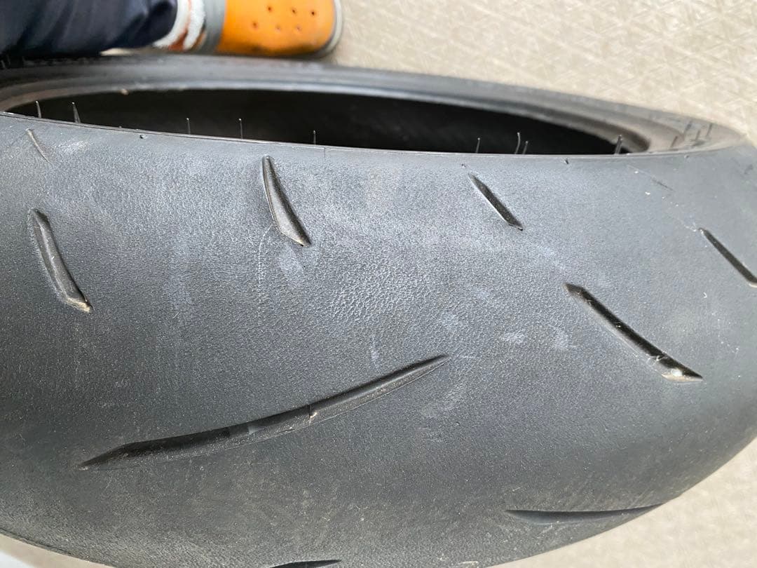 向井様　DUNLOP Roadsport2 タイヤ 190/55ZR17 中古八