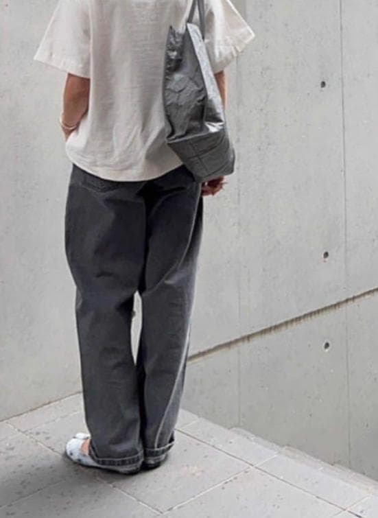 新品 JULYNINE グレー デニムパンツ　BASICデニム ジュライナイン