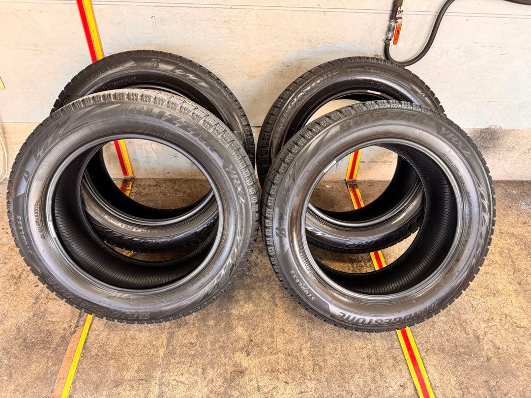 225/55r17 スタッドレス　VRX2 4本　エクストレイル　フォレスター