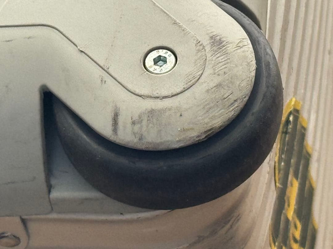 廃盤品 RIMOWA リモワトパーズ2輪 33L