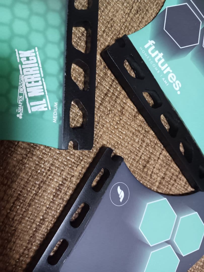 新品 フューチャーフィン AM1 アルメリック M トライフィン FUTURES