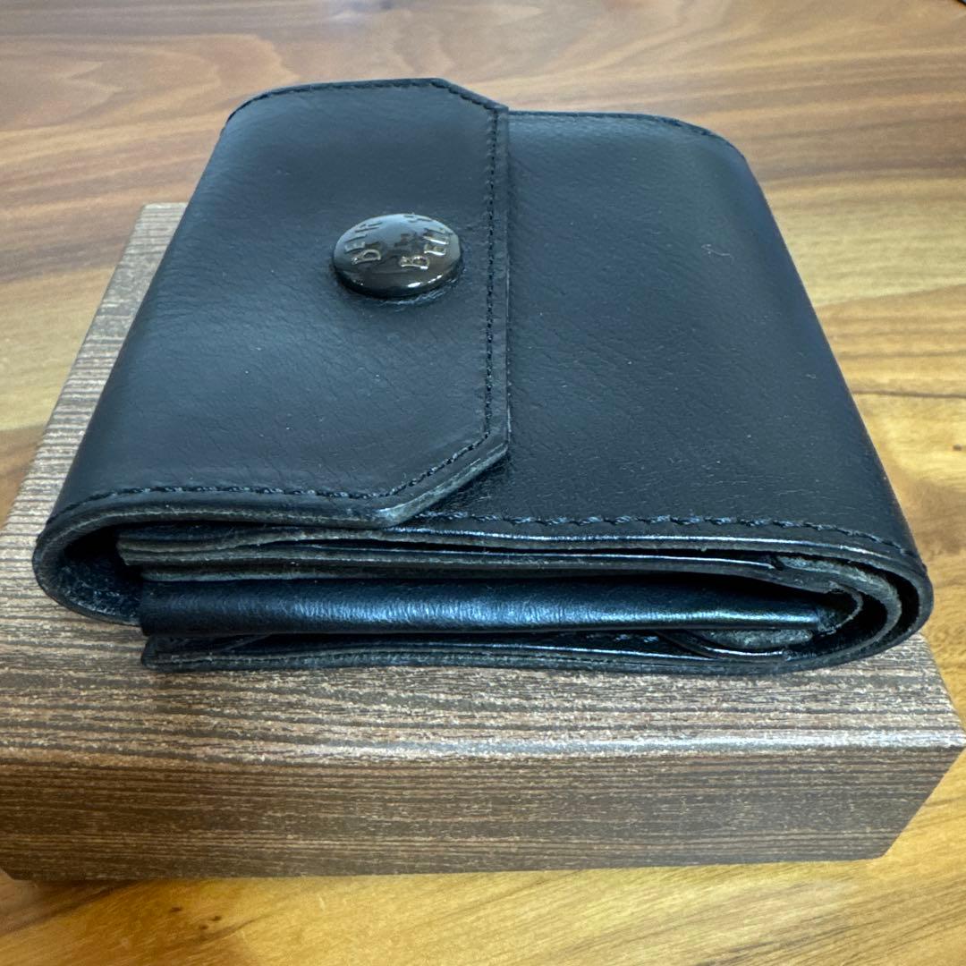 ビアベリー　黒 レザー 二つ折り財布
