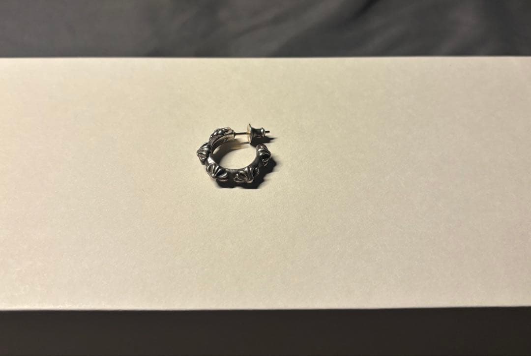 CHROME HEARTS クロムハーツ　クロスバンド フープピアス