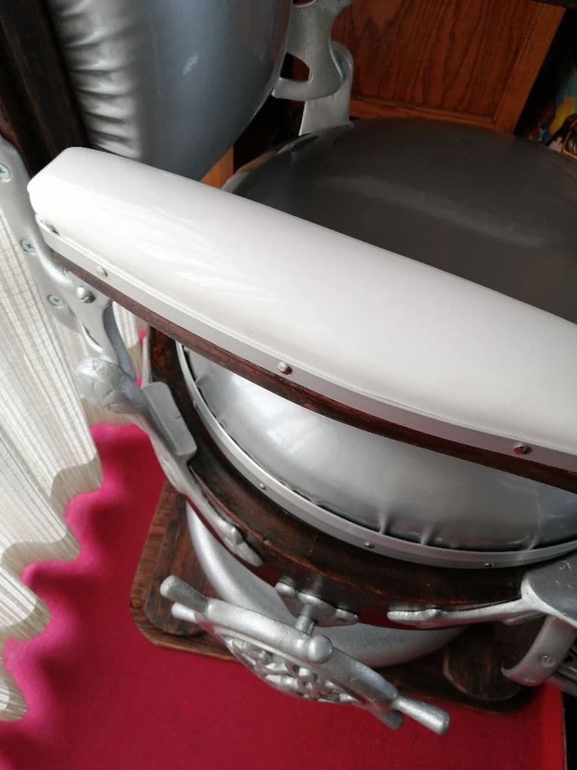 床屋椅子　大正時代　床屋　美容室　バーバーチェア