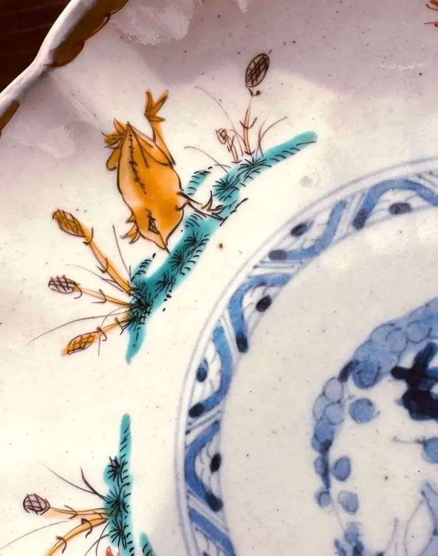 骨董皿 希少　カエル文 火焔文　金彩赤絵皿　輪花皿 かえる文　金カエル