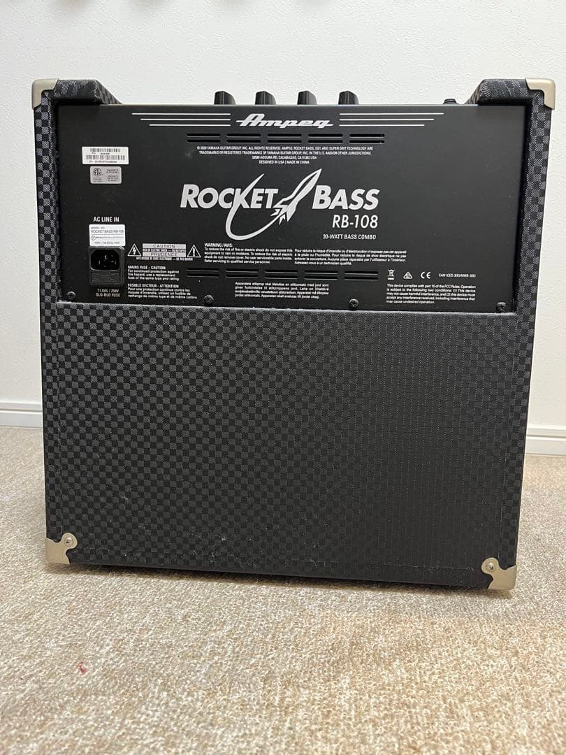 ベース Ampeg ROCKET BASS RB-108