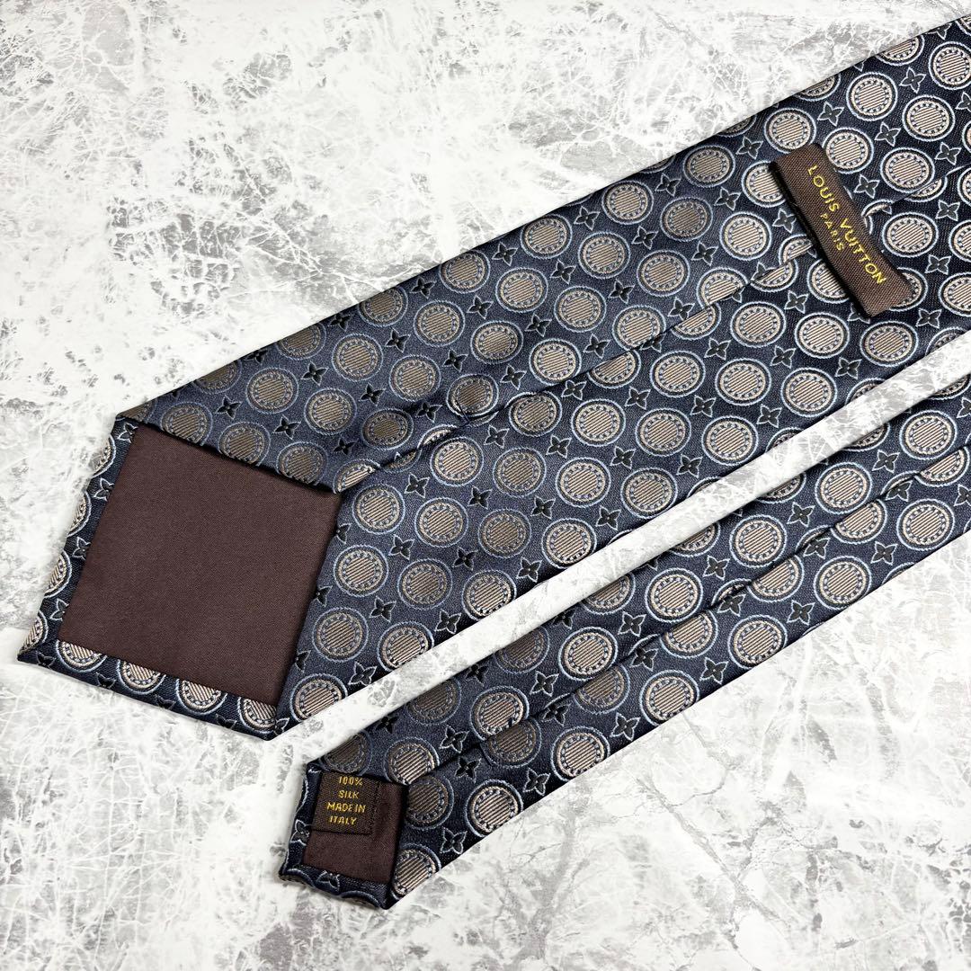 ✨未使用級✨ ルイヴィトン 幾何学模様 モノグラム 濃紺 高級 光沢 ネクタイ