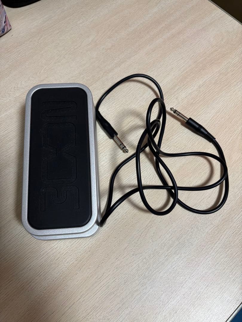 ZOOM g2four エクスプレッションペダル付き マルチエフェクター