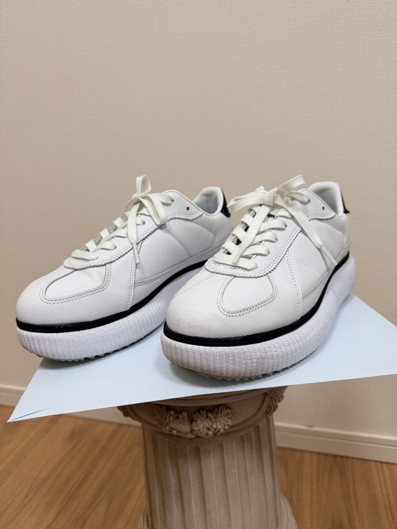 Onitsuka Tiger DELECITY ホワイトレザー厚底スニーカー