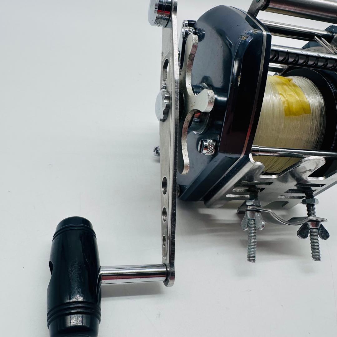 希少　シマノ　バンタム　2000L-EX　両軸リール　ハーネス付き