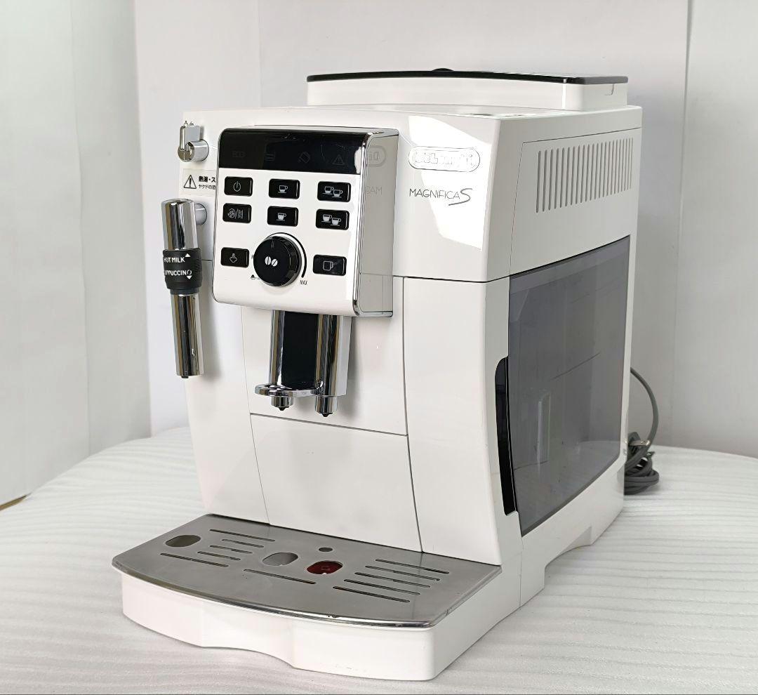 デロンギマグニフィカS コンパクト全自動コーヒーマシン ECAM23120　02