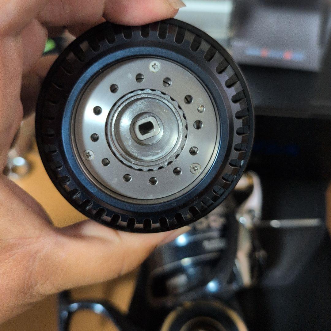 20ソルティガ 20000H パワーハンドル23000スプール２個月末セール価格