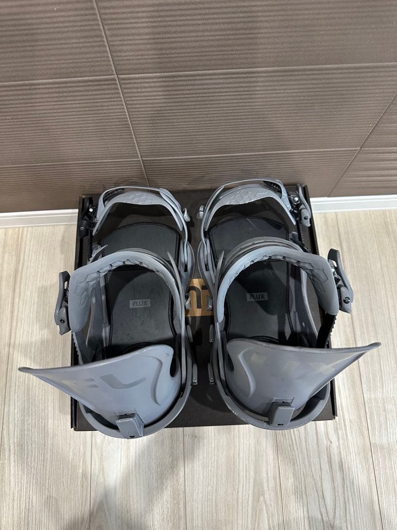 FLUX CV 23-24スノーボードビンディング グレー