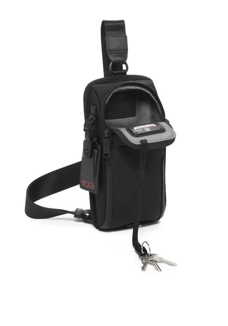 TUMI Alpha コンパクト スリング