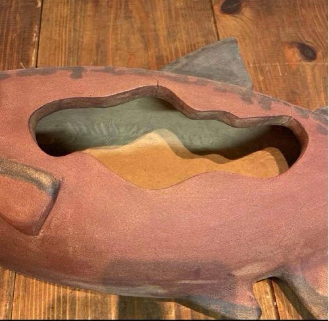 美品　陶芸　焼物　魚　花器　陶器　花瓶　オブジェ　重厚感ある　花入
