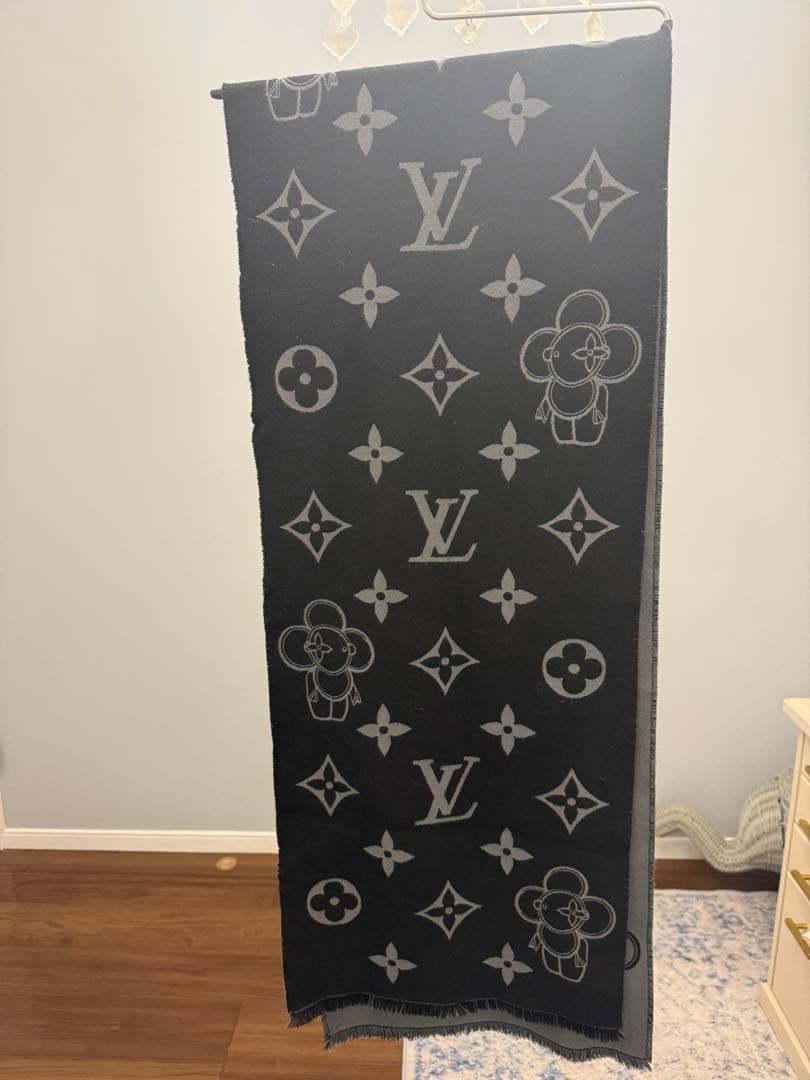 Louis Vuitton LV マフラー・モノグラム ヴィヴィエンヌ
