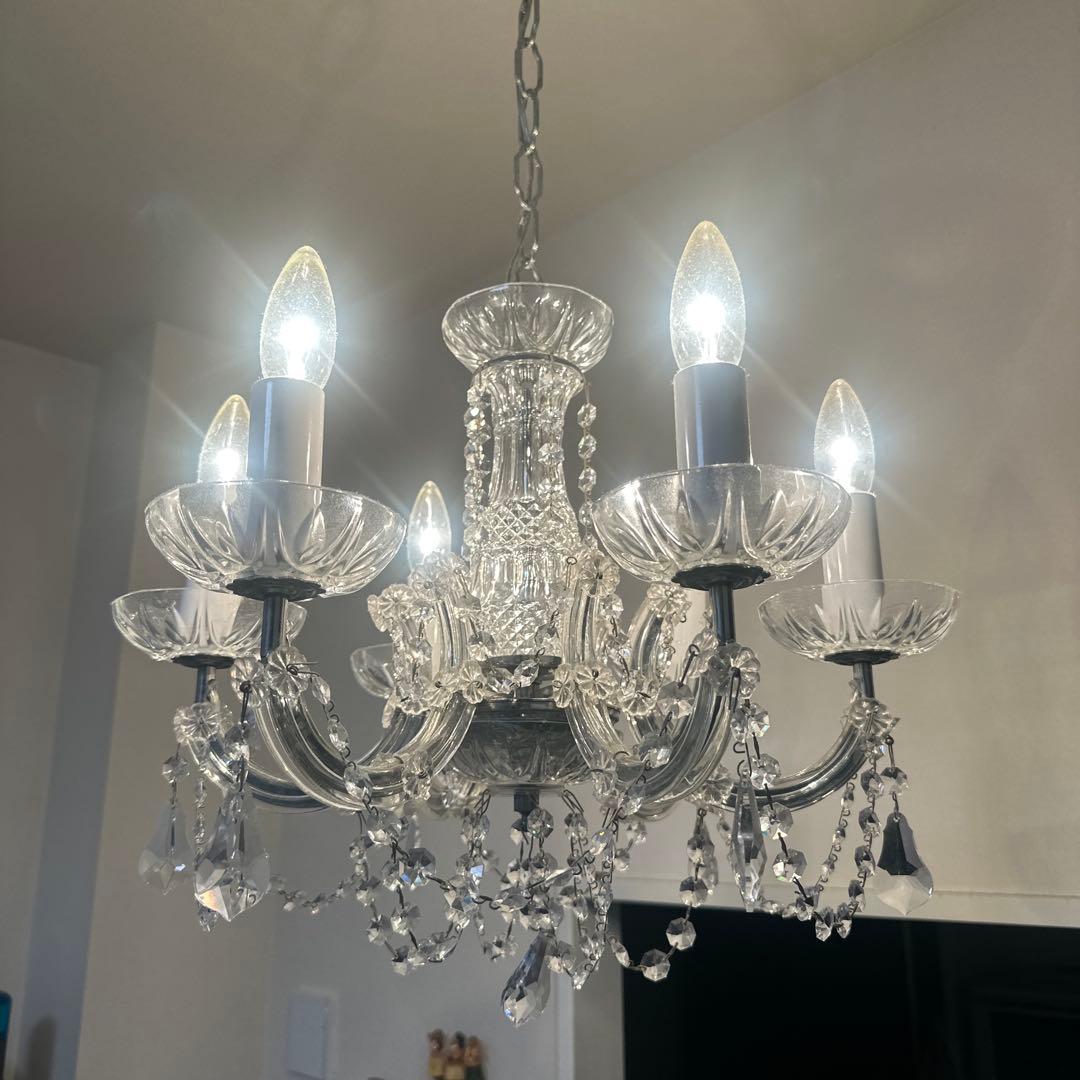 シャンデリア　約6畳用 ランプ付き　大塚家具オリジナル商品