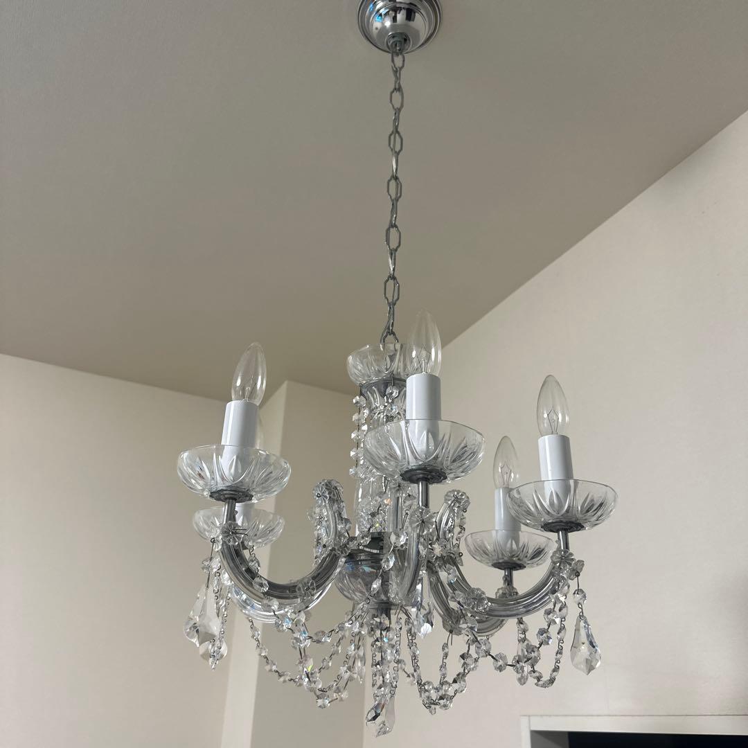 シャンデリア　約6畳用 ランプ付き　大塚家具オリジナル商品