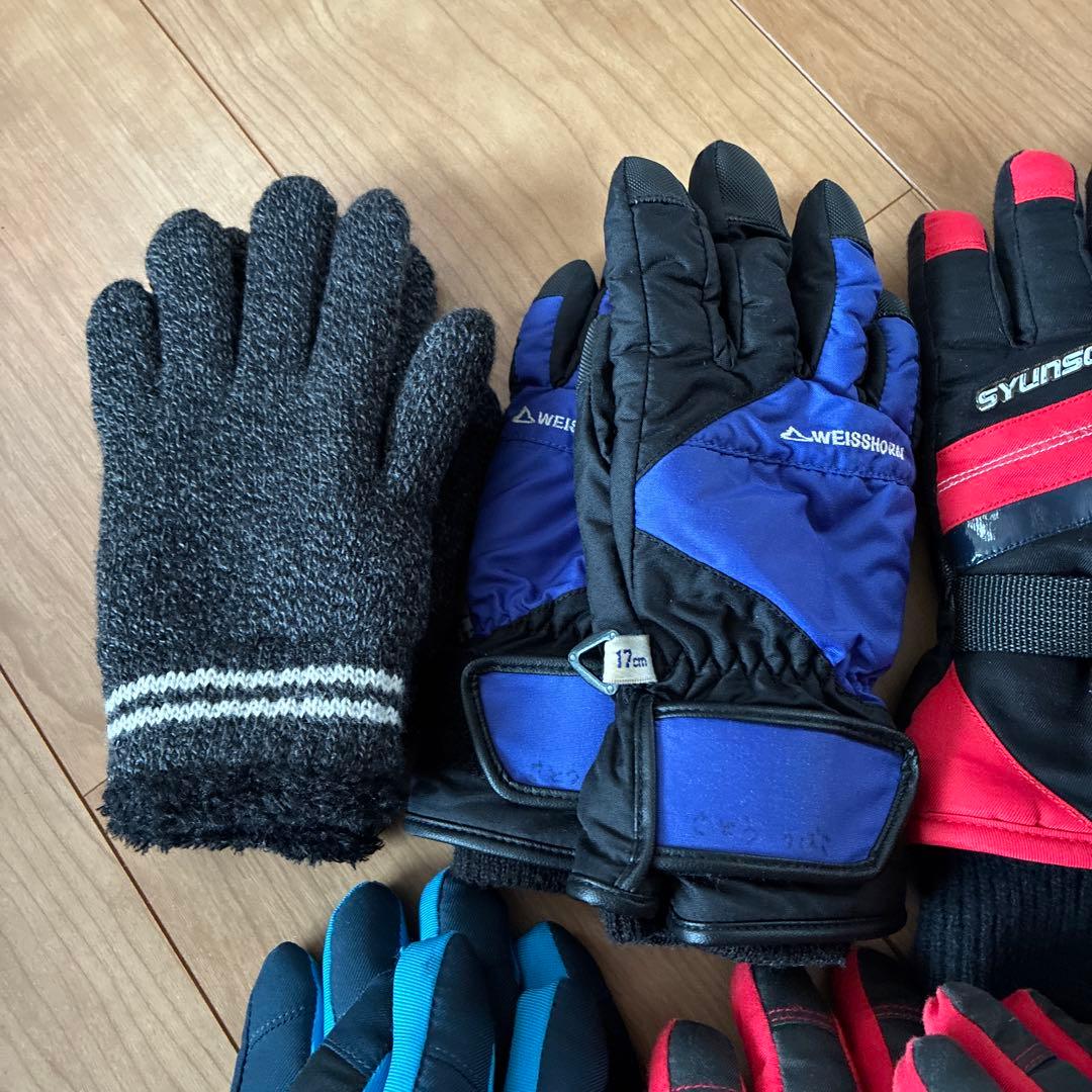 DESCENTE 冬用グローブ・ソックス・ニット帽セット