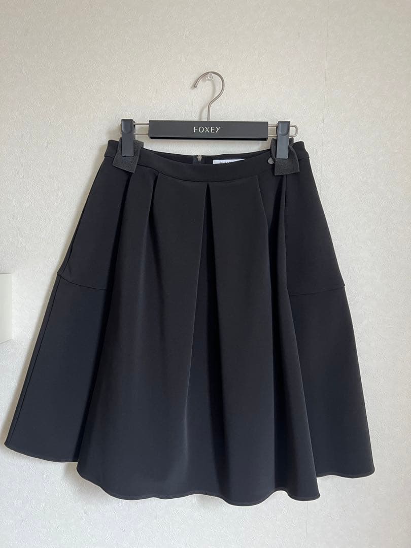【タイムセール】FOXY NEWYORK 40 スカート　黒　美品