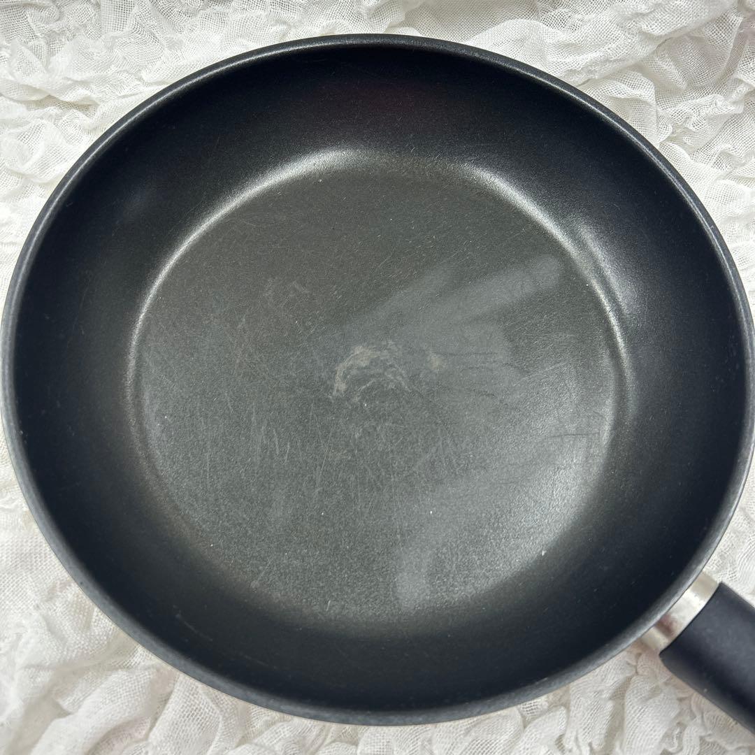ノンスティック フライパン　蓋付き　26㎝