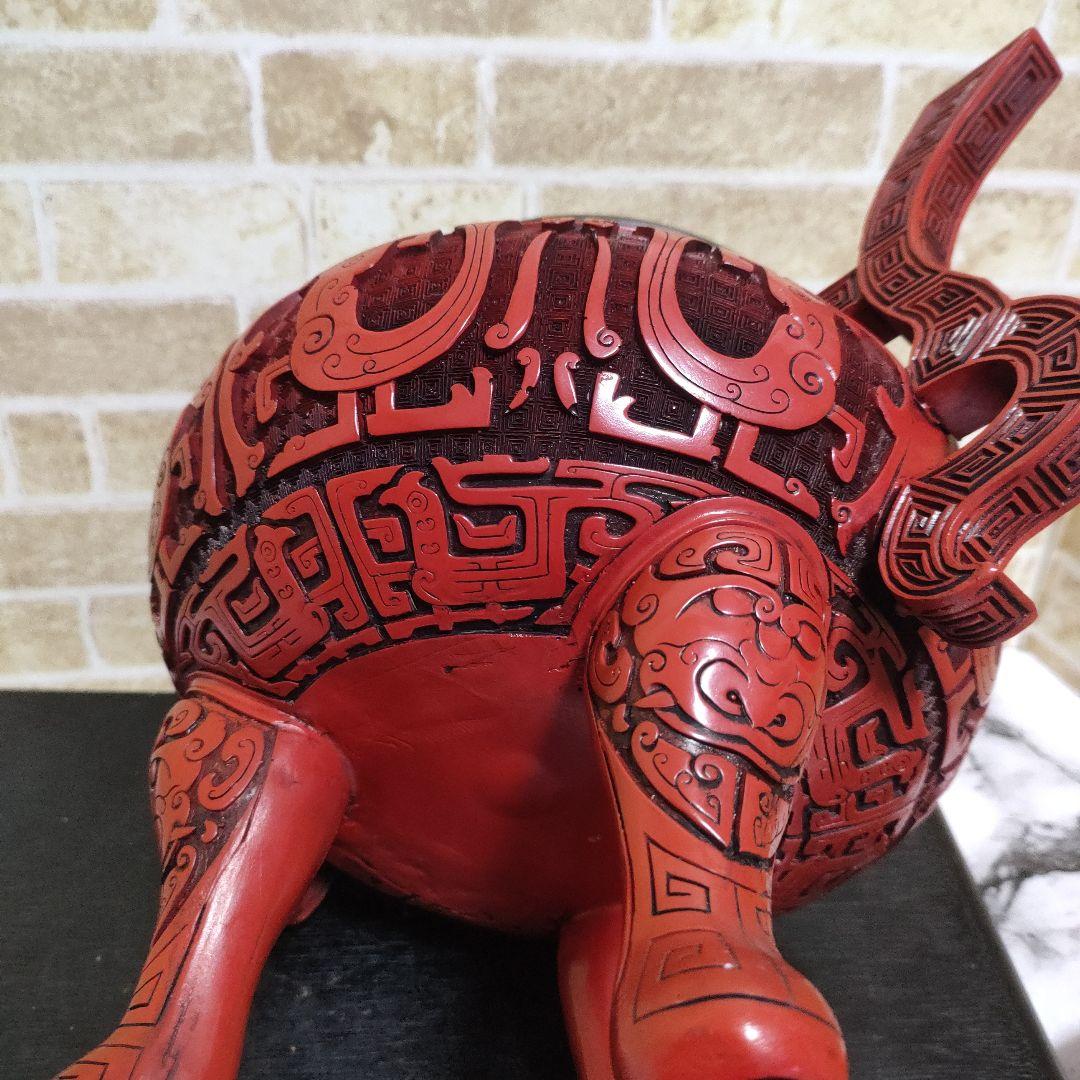 【希少】中国 堆朱 三足香炉 大香炉 香道具 獅子 細密彫刻 饕餮古獣紋32cm